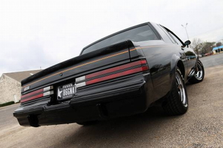 Illustration for article titled Could This 1986 Buick Grand National Pull $15,750?